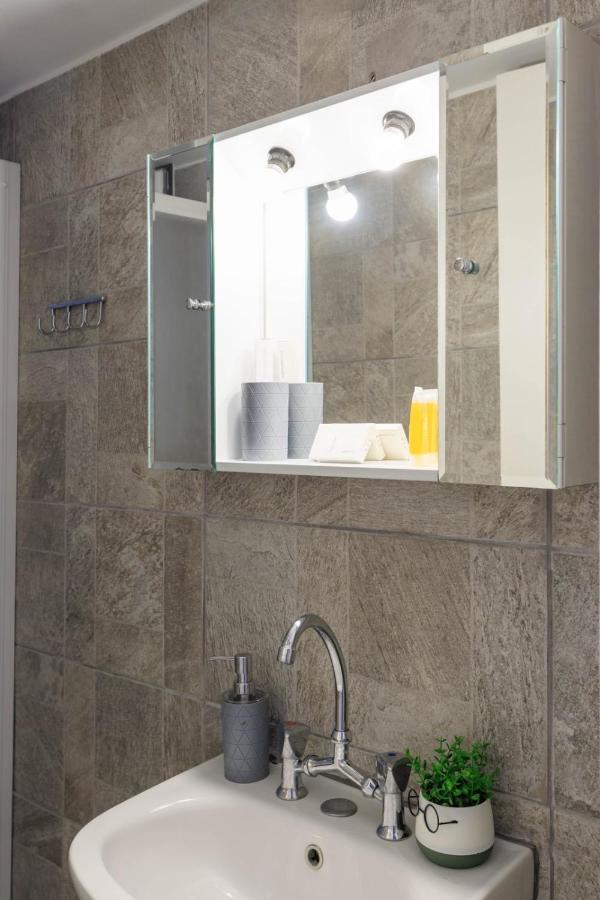 Aiolos Koukaki Center Apartment Athén Kültér fotó